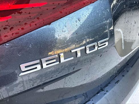 Used 2021 Kia Seltos SX AWD/4WD image 33