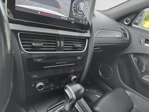 Used 2016 Audi A4 Premium Plus w/ Technology Package image 14