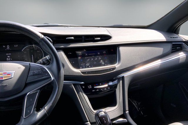 Used 2023 Cadillac XT5 Luxury AWD/4WD image 5