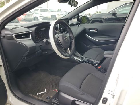 Used 2020 Toyota Corolla SE w/ SE Premium Package FWD image 7