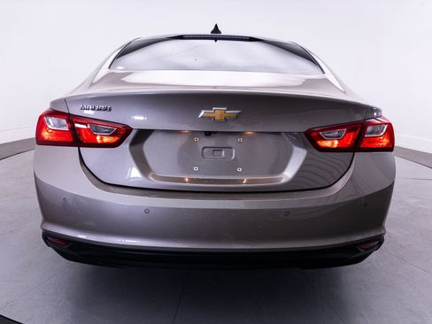 Used 2024 Chevrolet Malibu LS FWD image 12
