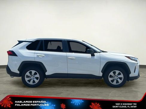 Used 2023 Toyota RAV4 LE FWD image 7