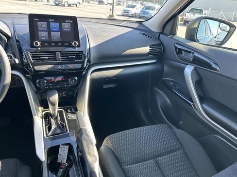 Used 2025 Mitsubishi Eclipse Cross LE image 17