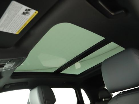 New 2025 Audi Q3 2.0T Premium image 26