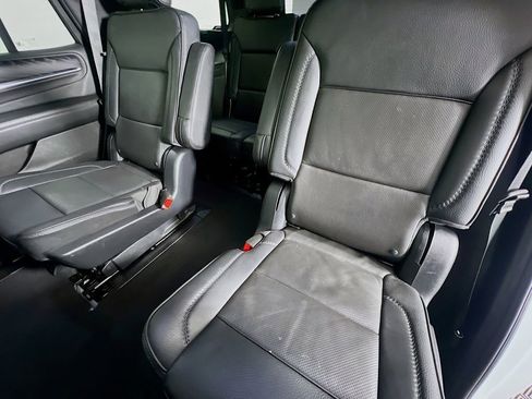 Used 2023 GMC Yukon Denali AWD/4WD image 26