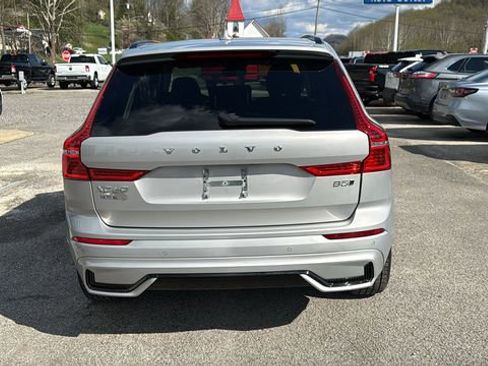 Used 2024 Volvo XC60 B5 Core AWD/4WD image 7