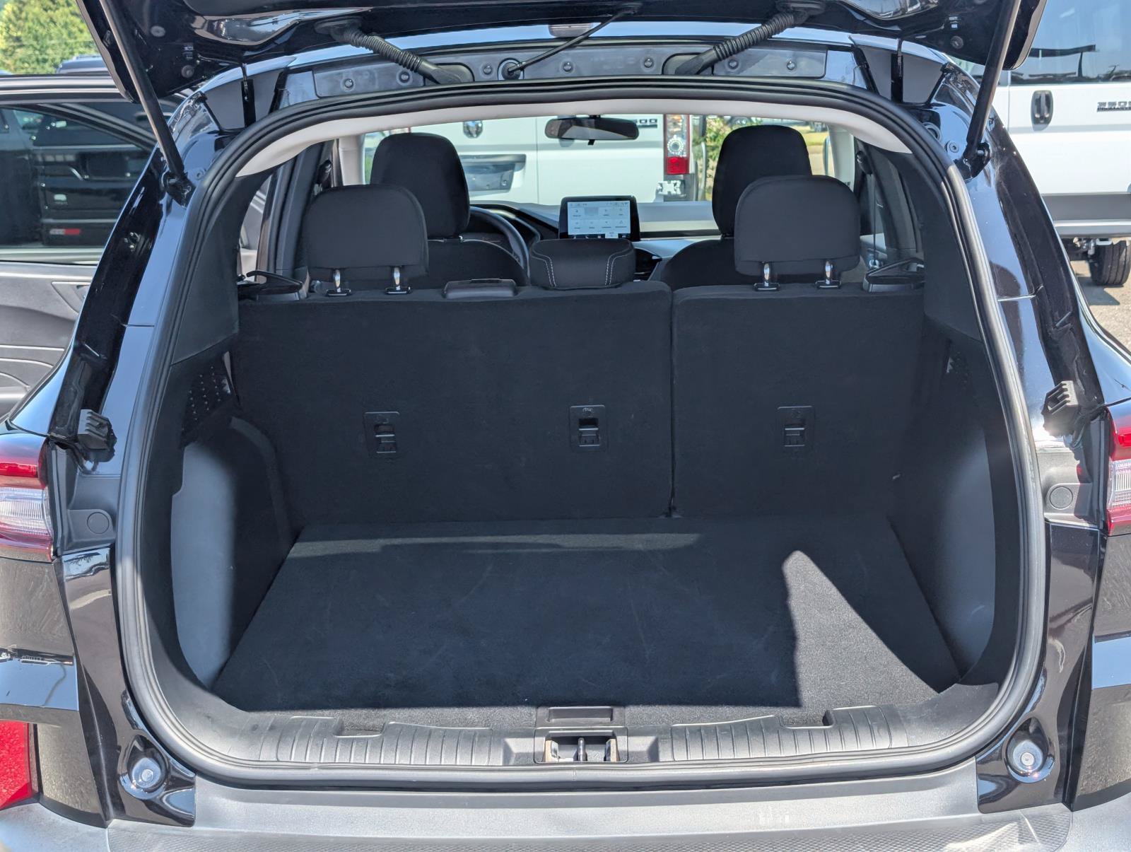 Used 2025 Ford Escape Active AWD/4WD image 56