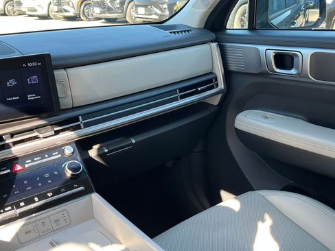 Used 2025 Hyundai Santa Fe SEL image 34