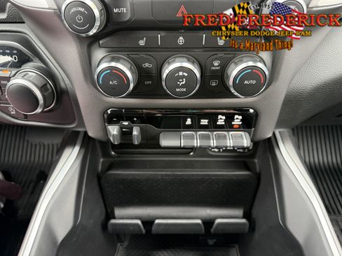 Used 2021 RAM 1500 Big Horn image 13