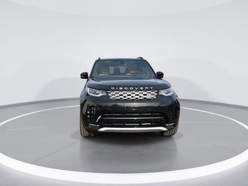 New 2026 Land Rover Discovery Limited Edition image 3