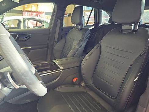 New 2026 Mercedes-Benz GLC 300 image 16