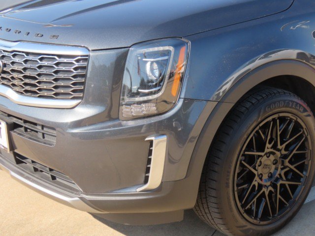 Used 2020 Kia Telluride S FWD image 3