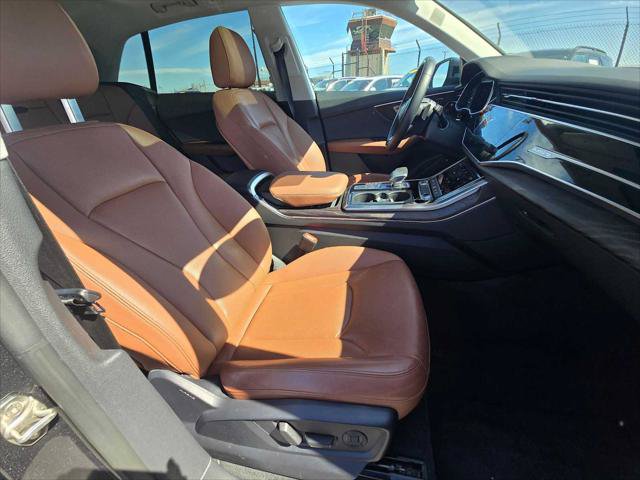 Used 2022 Audi Q8 Premium Plus AWD/4WD image 10