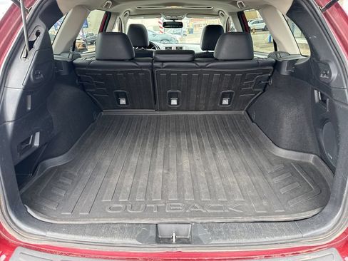 Used 2017 Subaru Outback 2.5i Limited AWD/4WD image 31