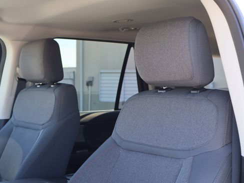 Used 2025 Ford Expedition Max Active image 14