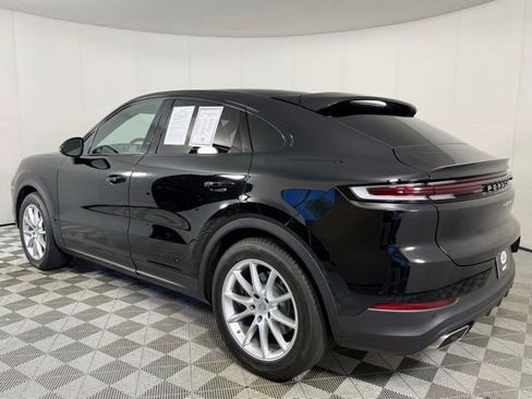 Used 2024 Porsche Cayenne Coupe AWD/4WD image 4