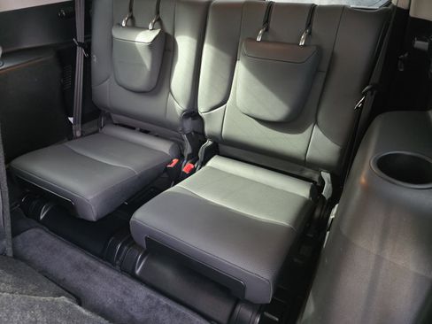 Used 2019 Lexus GX 460 Premium AWD/4WD image 17