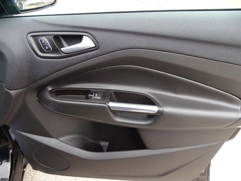 Used 2017 Ford Escape SE Sport w/ Equipment Group 201A image 37