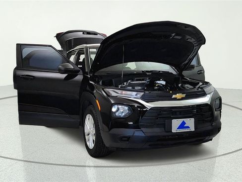 Used 2022 Chevrolet TrailBlazer LS FWD image 9
