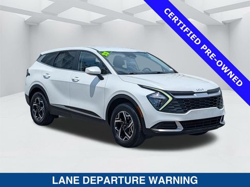 Used 2023 Kia Sportage LX AWD/4WD image 3