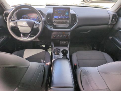 Used 2022 Ford Bronco Sport Badlands image 16