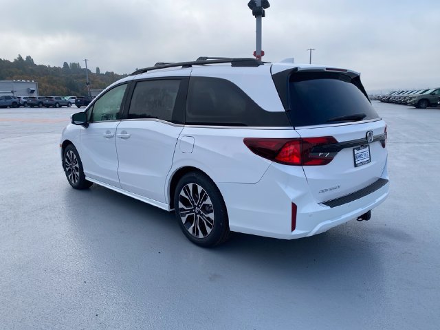 New 2026 Honda Odyssey Elite image 9