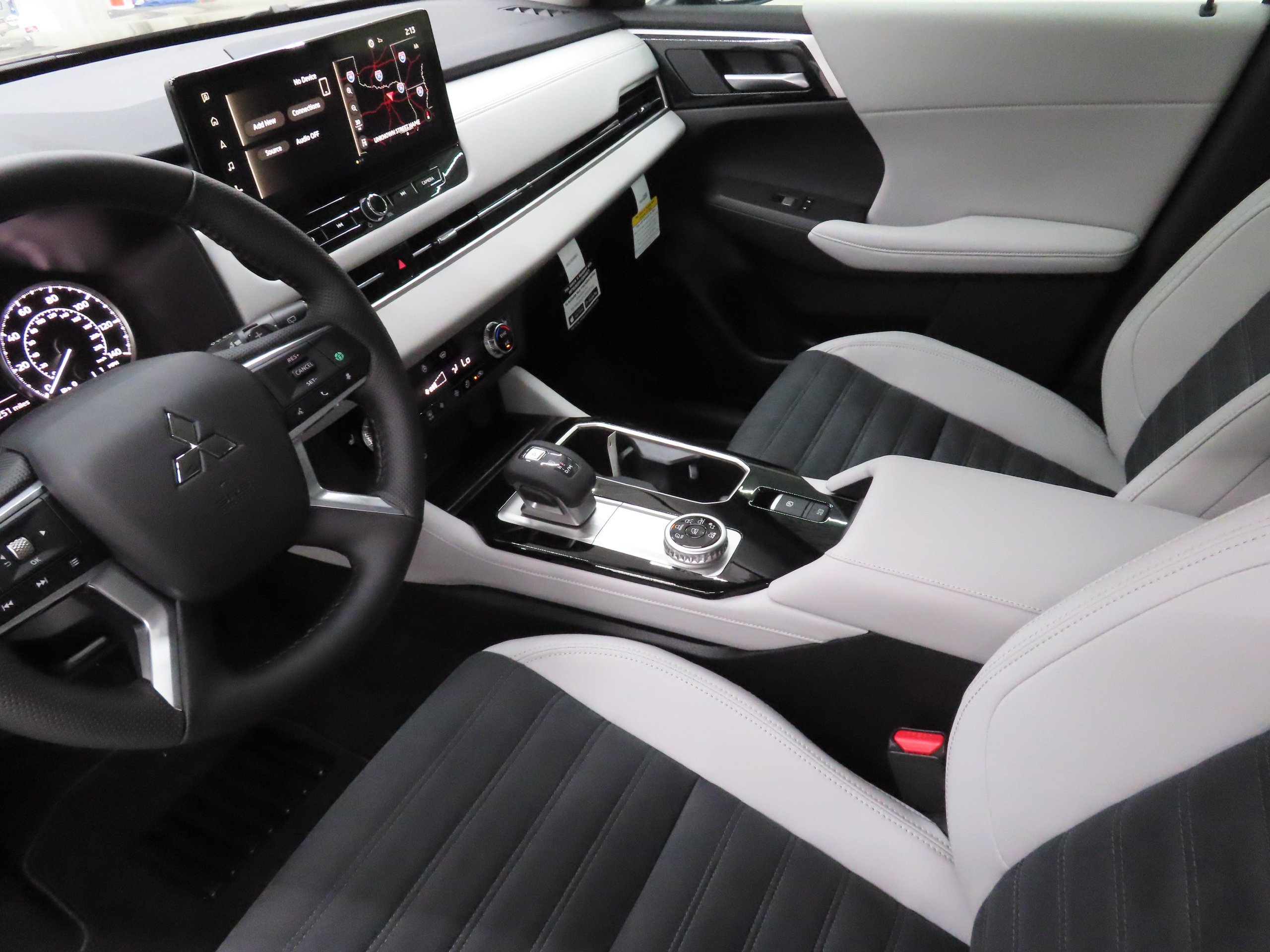 New 2026 Mitsubishi Outlander SE AWD/4WD image 20