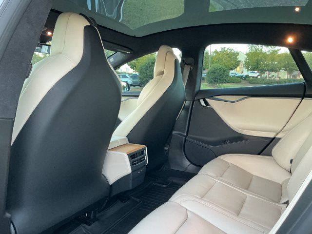 Used 2020 Tesla Model S Long Range AWD/4WD image 25