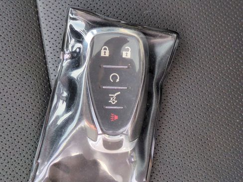 Certified 2024 Chevrolet Equinox RS w/ RS Leather Package FWD image 35
