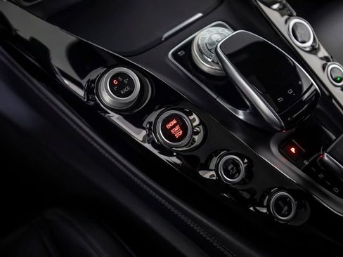 Used 2016 Mercedes-Benz AMG GT S image 33