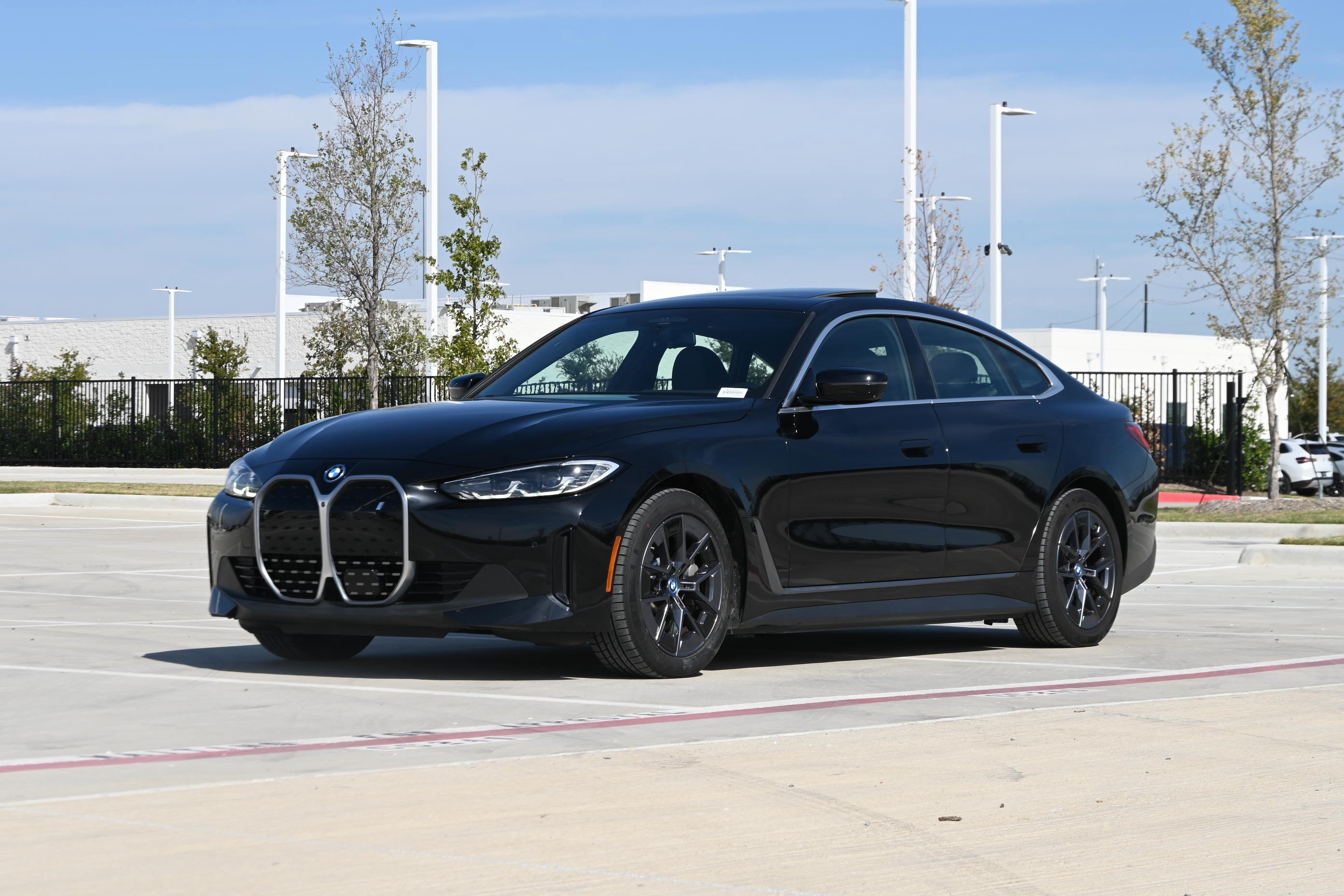 Certified 2023 BMW i4 eDrive40 RWD image 5
