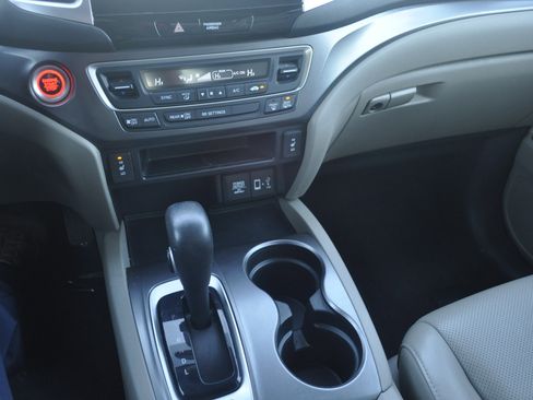 Used 2019 Honda Ridgeline RTL-T image 25