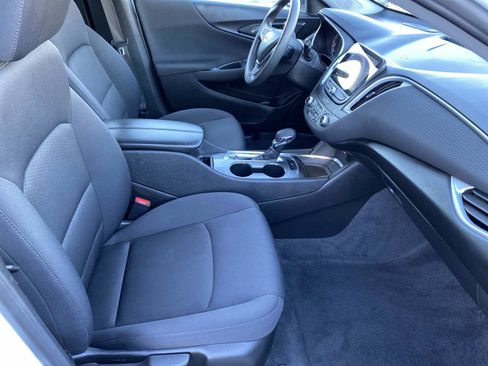 Used 2023 Chevrolet Malibu LT image 20