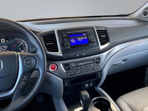 Used 2019 Honda Ridgeline RTL image 10