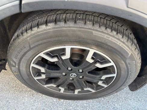 Used 2020 Nissan Pathfinder SL AWD/4WD image 6