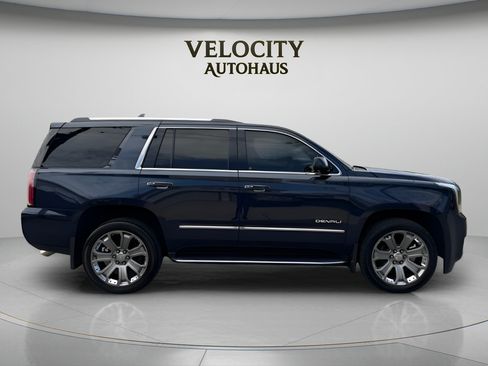 Used 2018 GMC Yukon Denali w/ Open Road Package AWD/4WD image 8