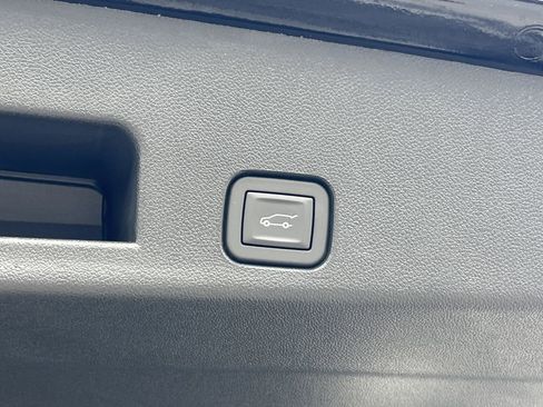 New 2025 GMC Acadia Elevation w/ Elevation Premium Package image 27