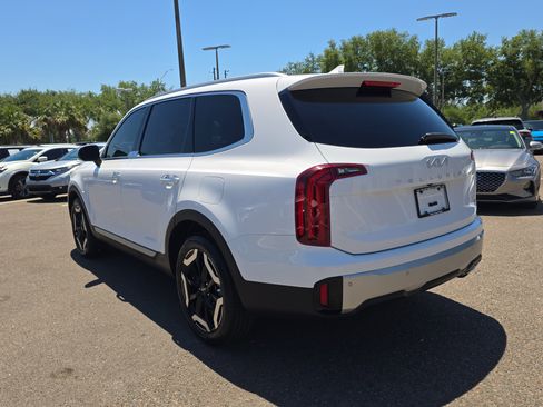 Certified 2024 Kia Telluride S w/ S Sunroof Package AWD/4WD image 6