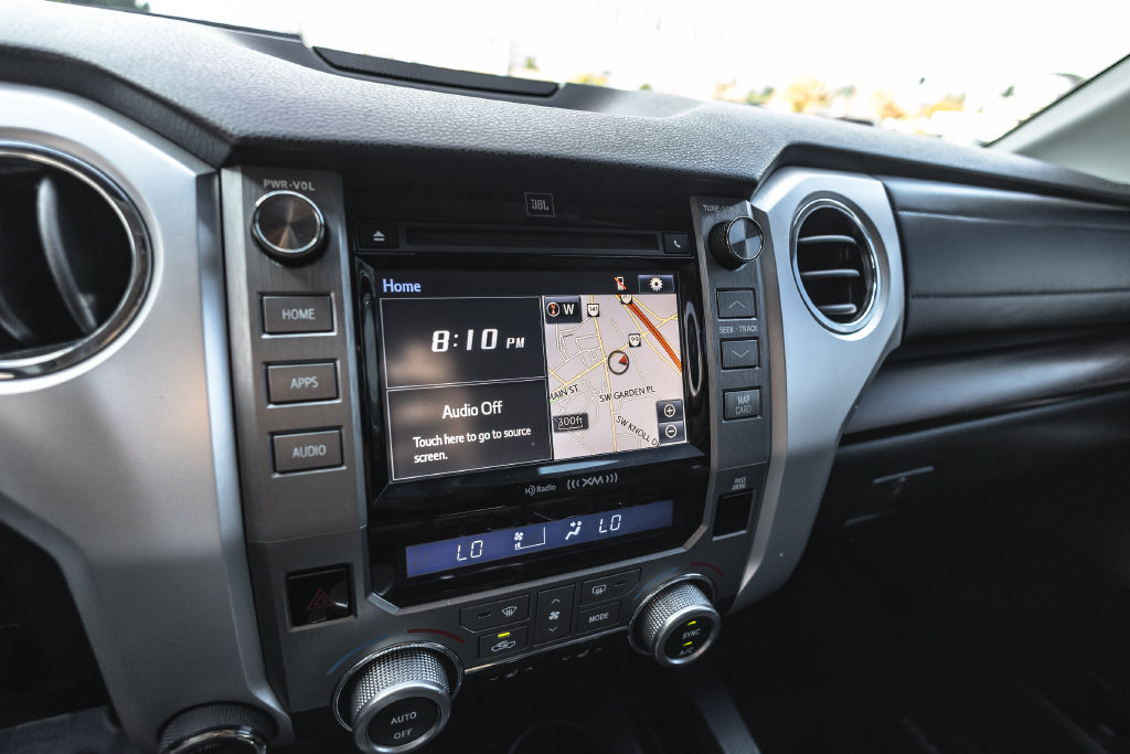 Used 2018 Toyota Tundra Limited w/ Limited Premium Package AWD/4WD image 14