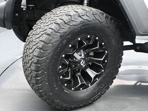 Used 2020 Jeep Wrangler Unlimited Sport S image 17