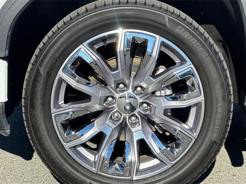 Used 2024 GMC Sierra 1500 Denali w/ Denali Reserve Package image 25