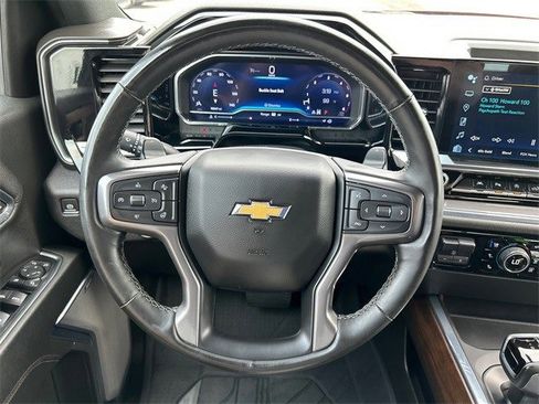 Used 2024 Chevrolet Silverado 1500 High Country w/ High Country Premium Package image 19