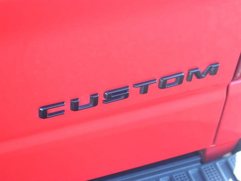 Used 2025 Chevrolet Silverado 1500 Custom w/ Turbomax Blackout Package AWD/4WD image 13