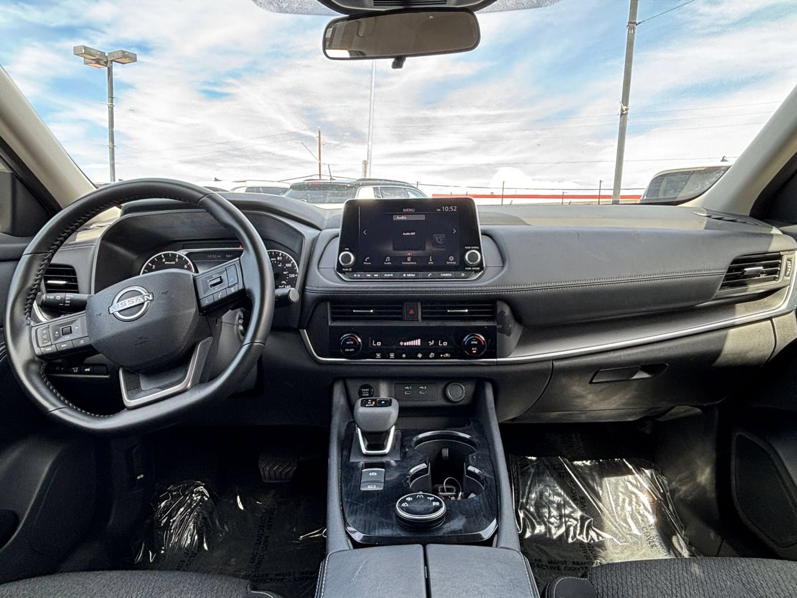 Used 2025 Nissan Rogue SV AWD/4WD image 34
