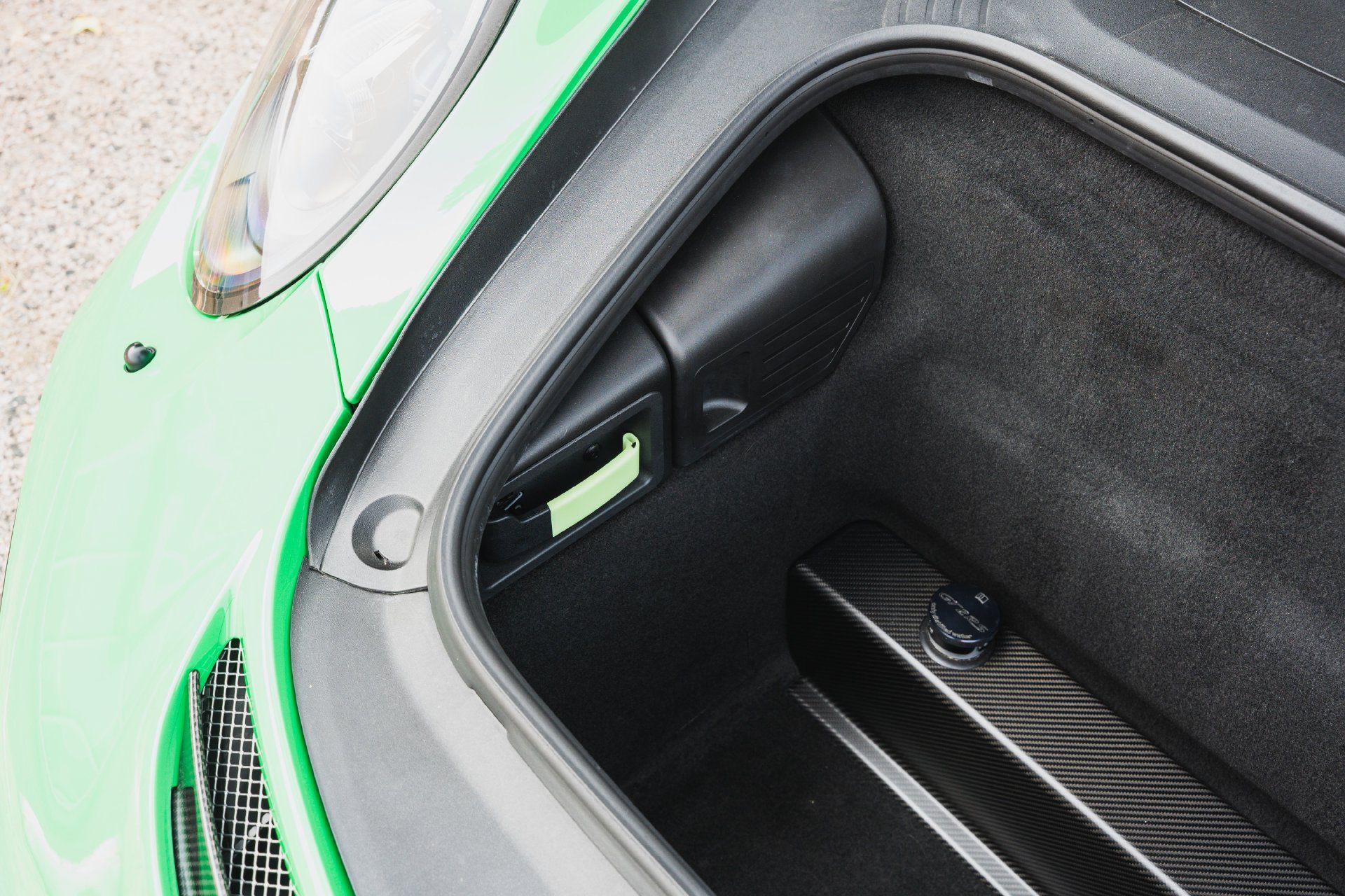 Used 2018 Porsche 911 GT2 RS RWD image 64