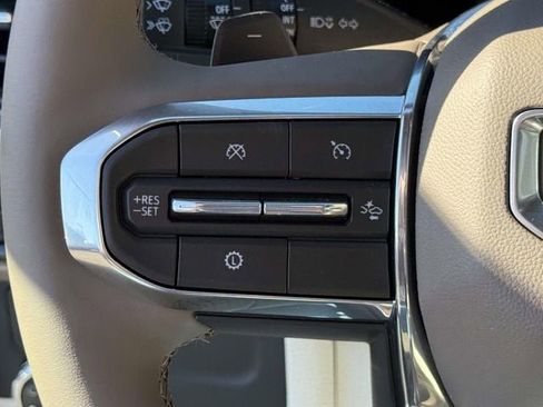 New 2026 GMC Yukon Denali w/ Sun & Power Step Package AWD/4WD image 20