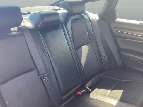 Used 2019 Honda Accord Sport image 15