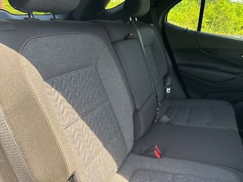 Used 2024 Chevrolet Equinox LT AWD/4WD image 9