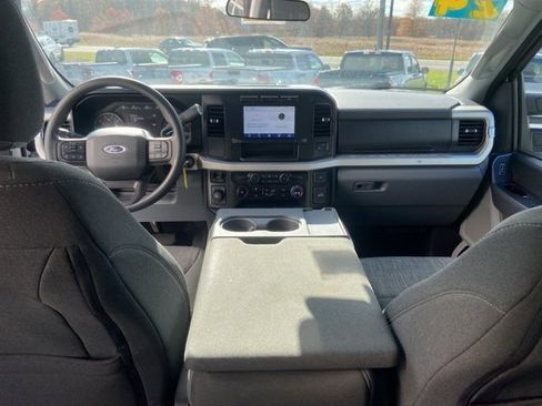 Used 2024 Ford F250 XLT image 29