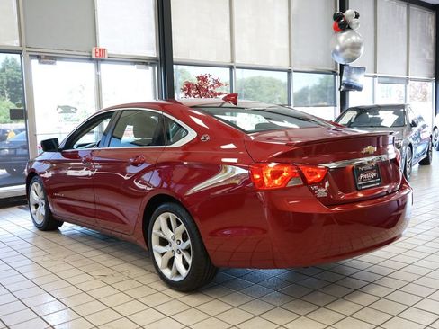 Used 2015 Chevrolet Impala LT FWD image 4